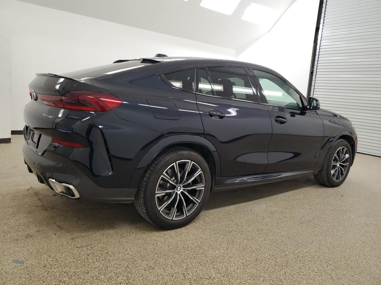 2024 BMW X6 xDrive40I vin: 5UX33EX07R9V08318