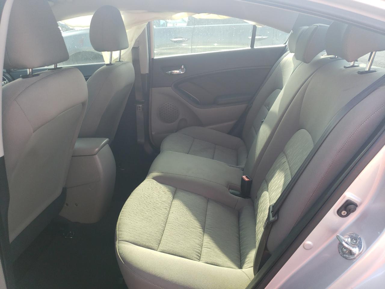 KNAFK4A65F5390150 2015 Kia Forte Lx