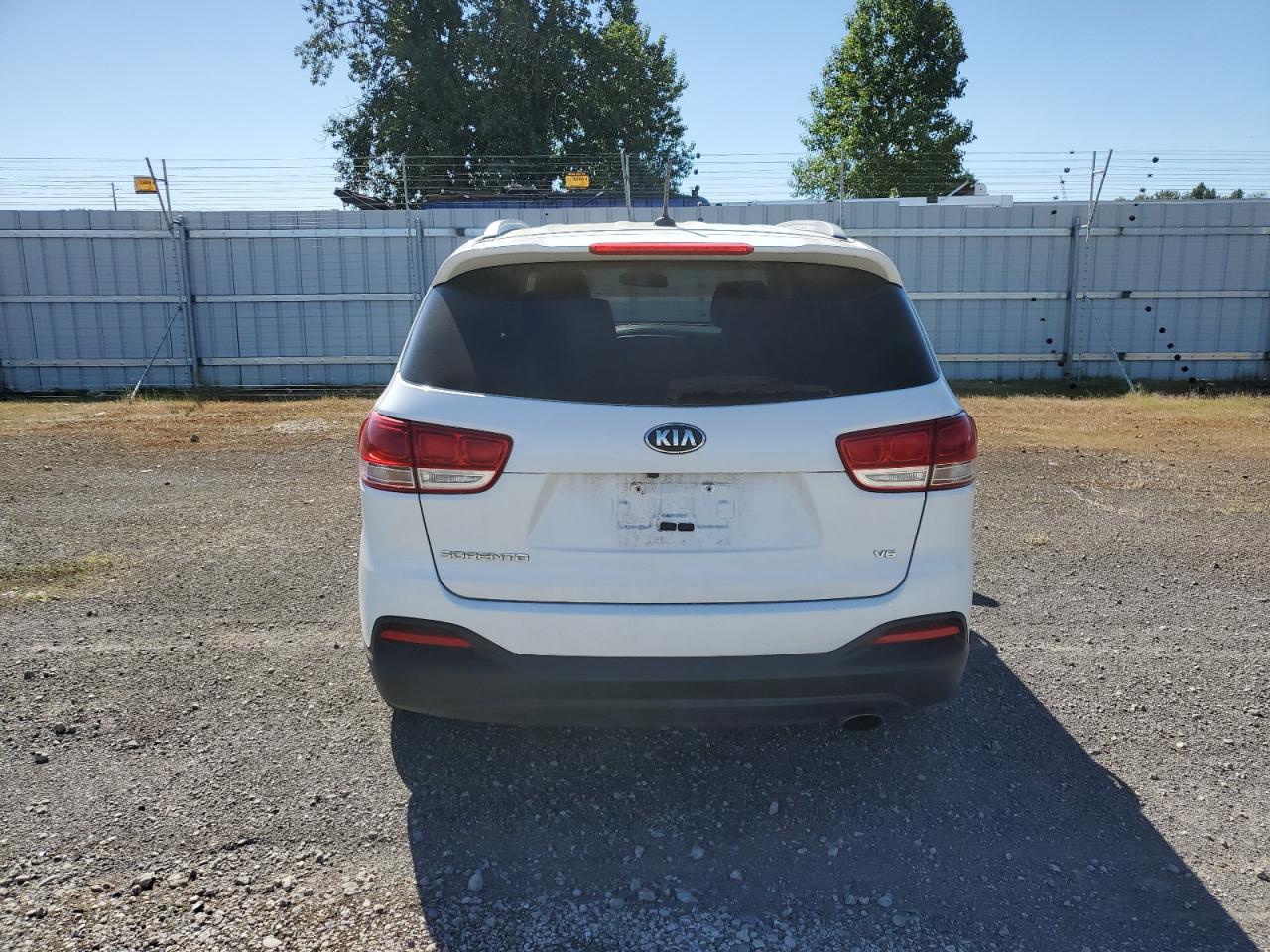 5XYPGDA59HG220772 2017 Kia Sorento Lx