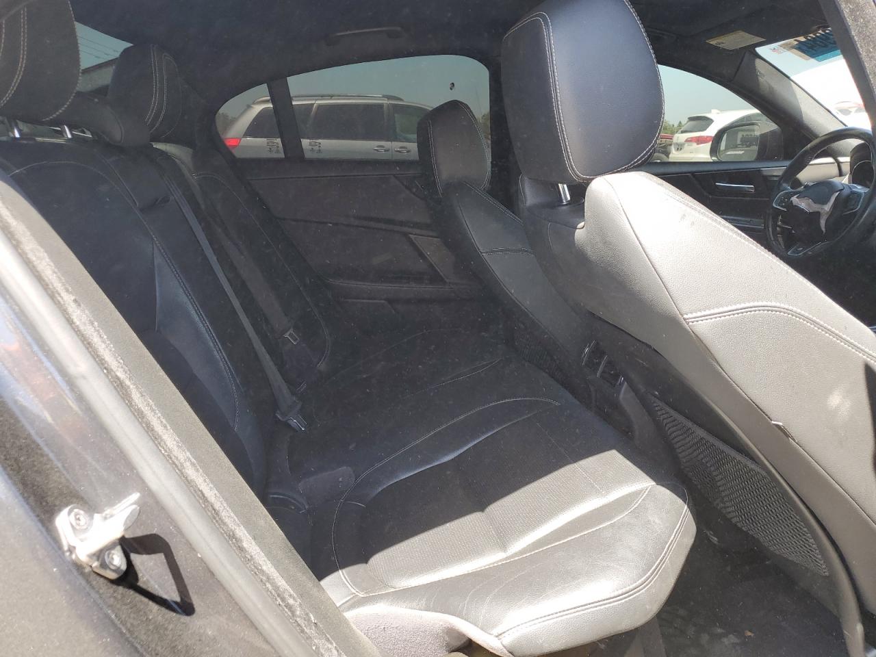 SAJAF4BV7HA964864 2017 Jaguar Xe R - Sport