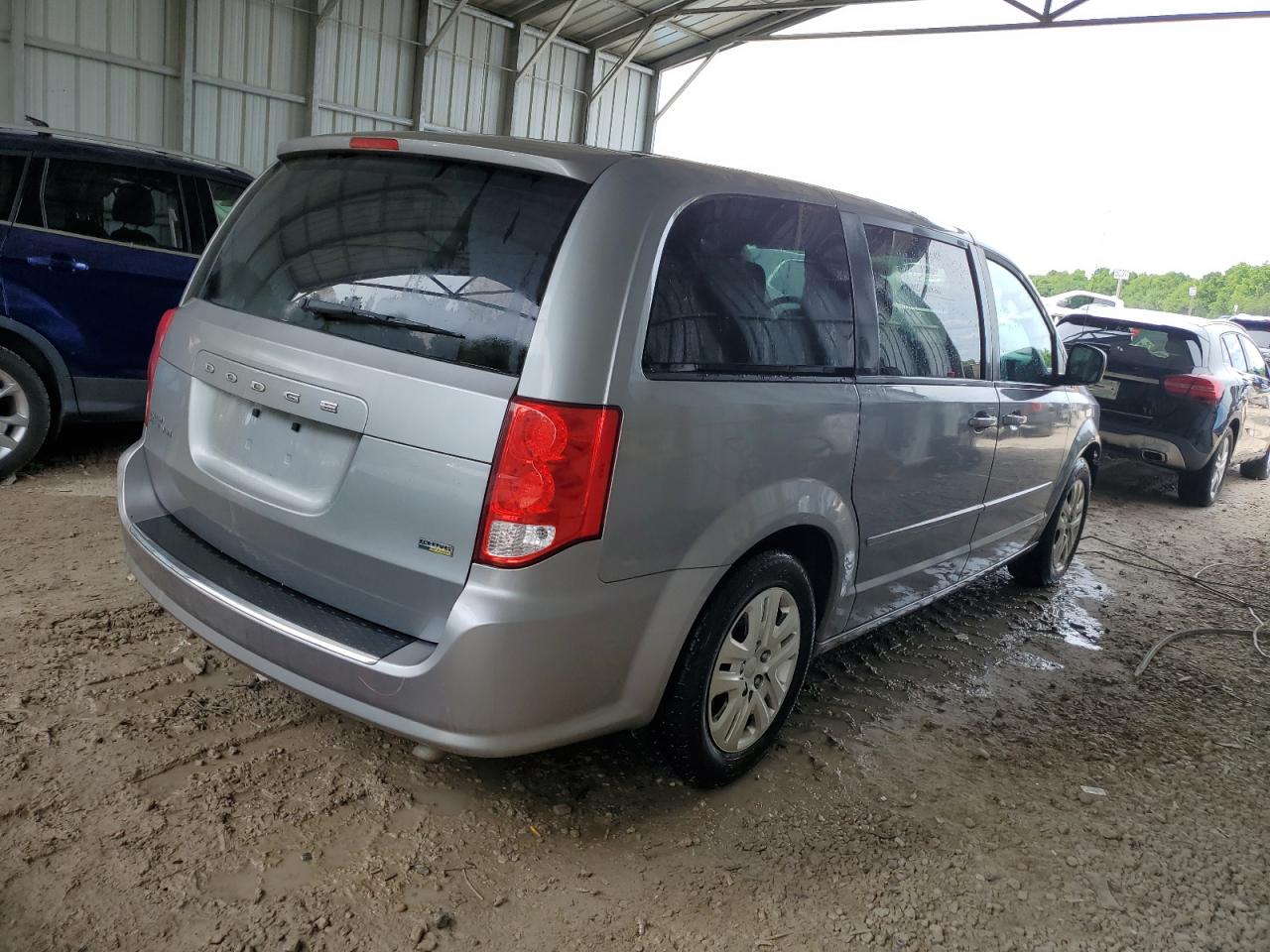 2C4RDGBG2ER390174 2014 Dodge Grand Caravan Se