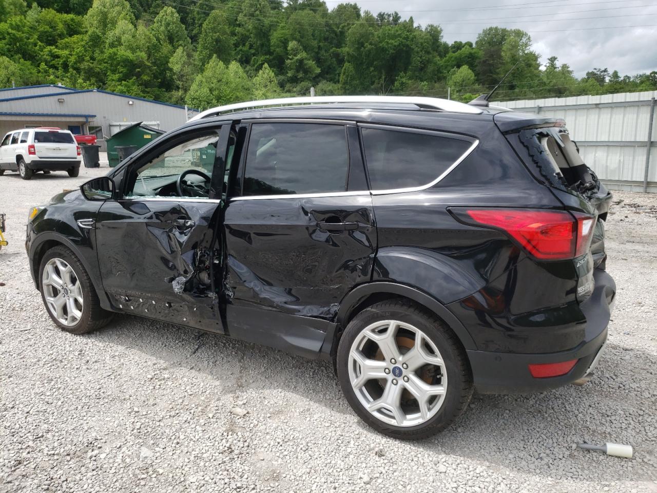 2019 Ford Escape Titanium vin: 1FMCU9J90KUC23505