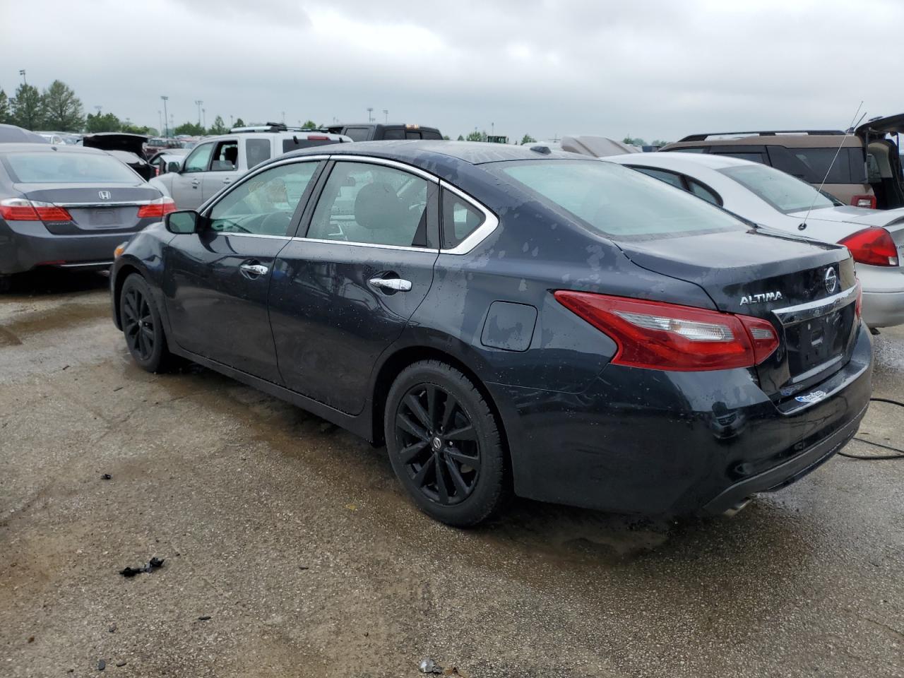 2018 Nissan Altima 2.5 vin: 1N4AL3AP7JC255369