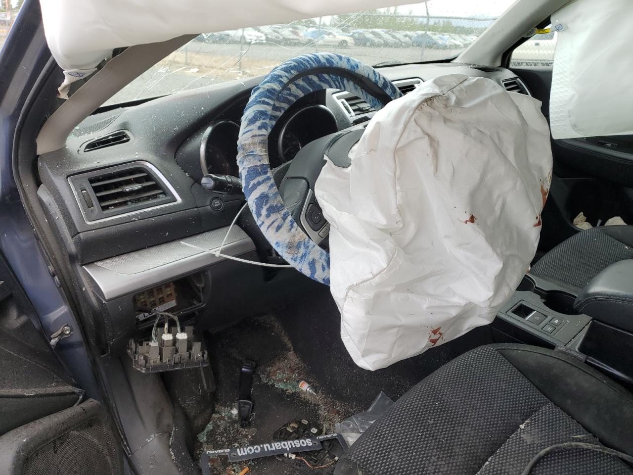 4S4BSACC4F3271905 2015 Subaru Outback 2.5I Premium