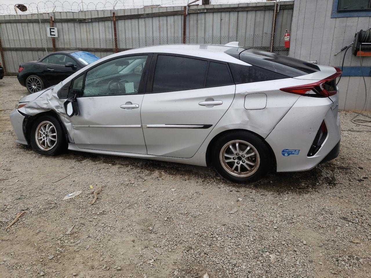 JTDKAMFP6M3188027 2021 Toyota Prius Prime Le