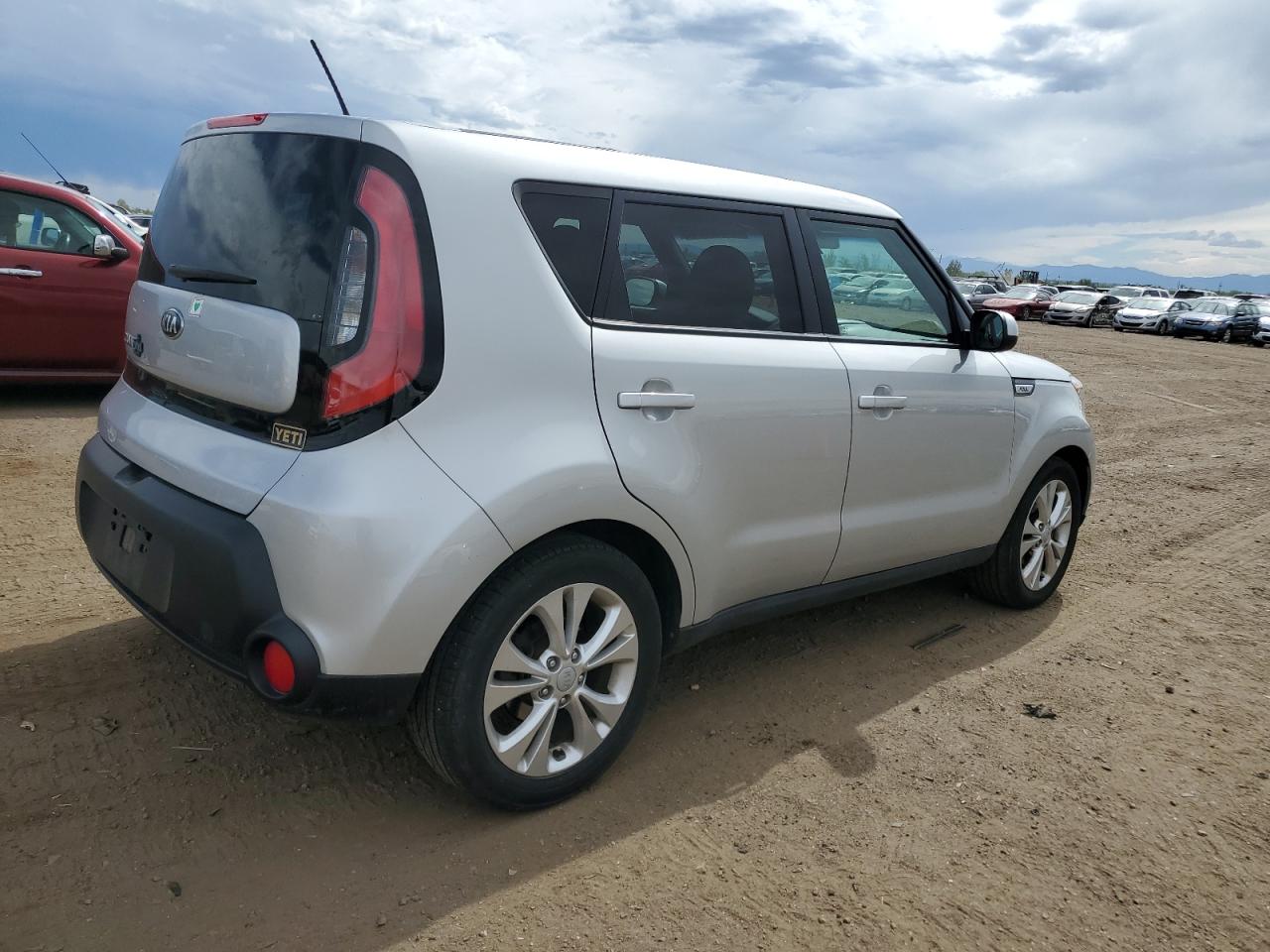 KNDJP3A51F7802133 2015 Kia Soul +