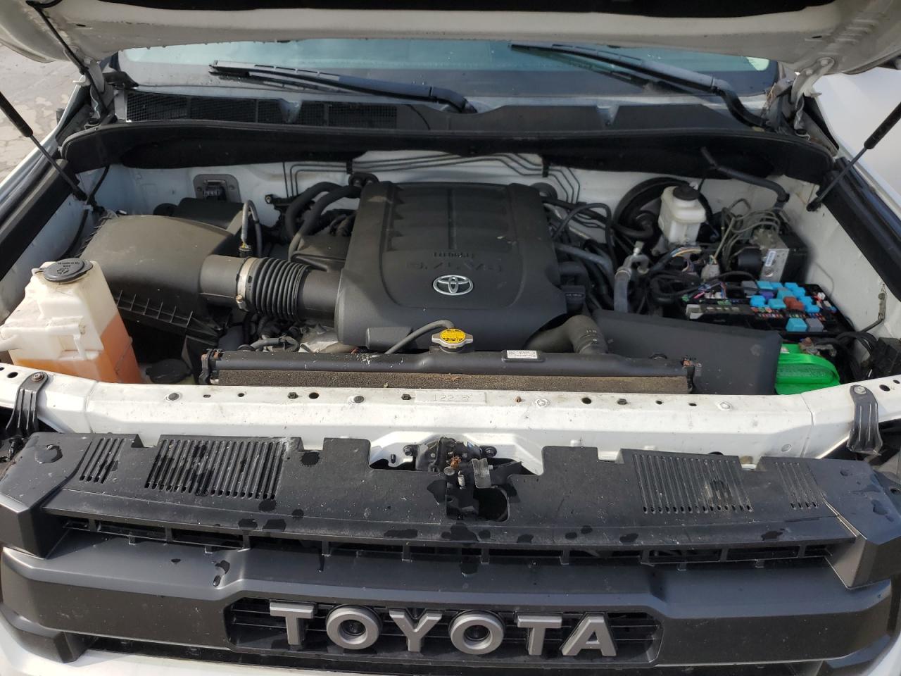 5TFDW5F11GX524790 2016 Toyota Tundra Crewmax Sr5