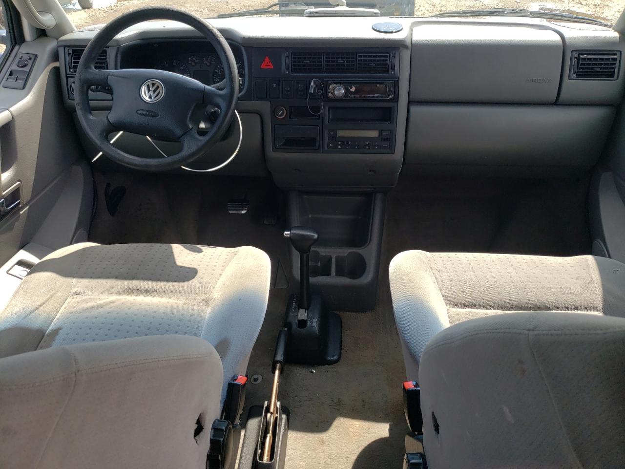 WV2KB47043H013891 2003 Volkswagen Eurovan Gls