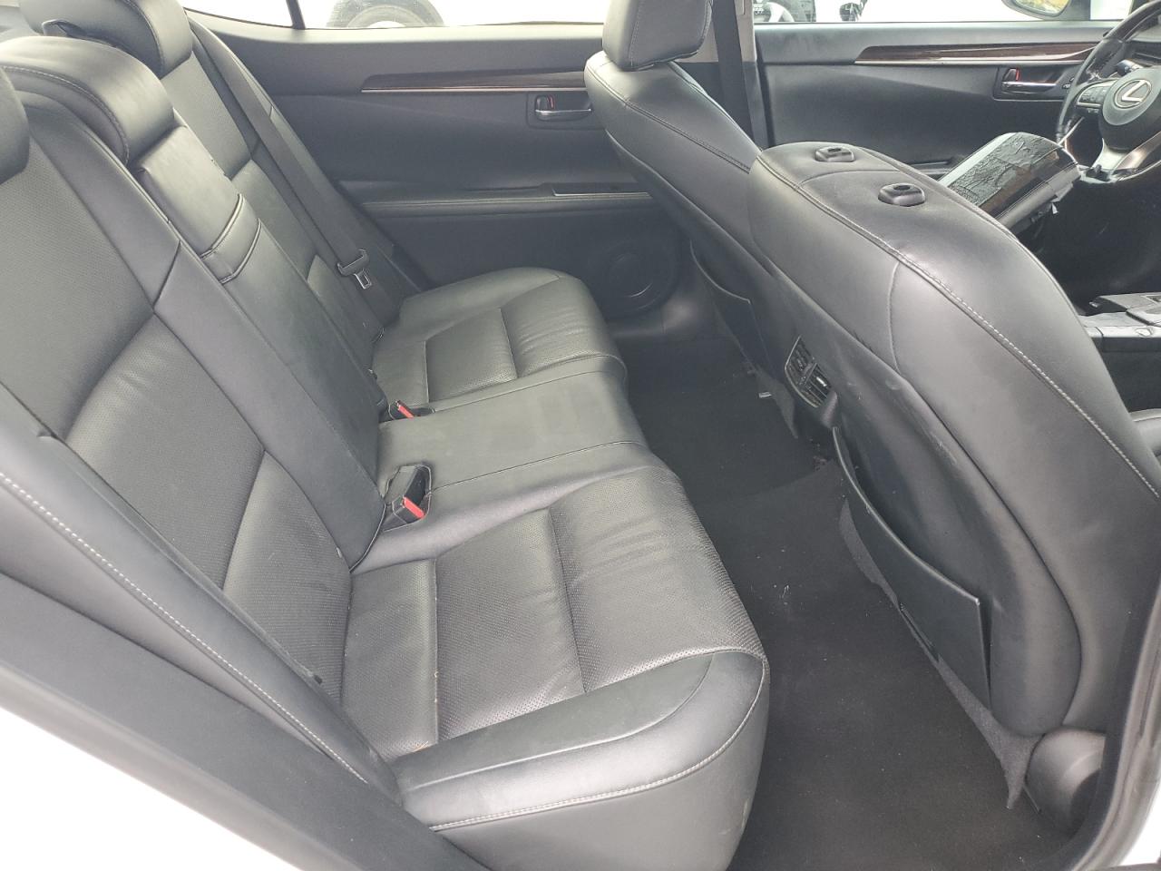 JTHBW1GG2G2105362 2016 Lexus Es 300H