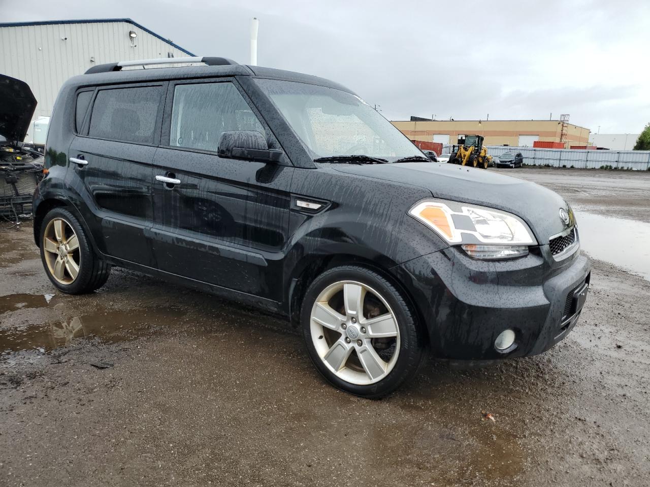 KNDJT2A23B7246400 2011 Kia Soul +