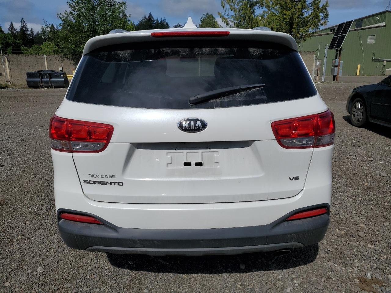 5XYPG4A56GG019331 2016 Kia Sorento Lx