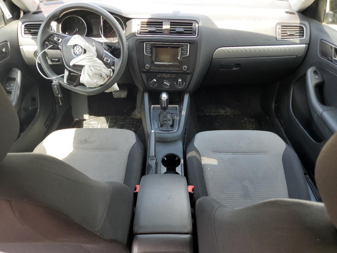 3VW2B7AJ5HM308628 2017 Volkswagen Jetta S