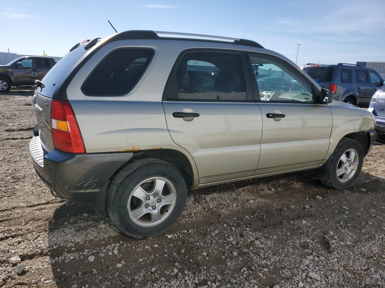 KNDJF722X87451918 2008 Kia Sportage Lx