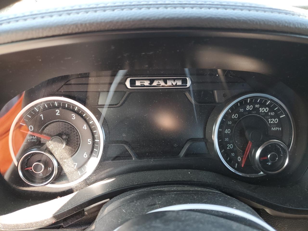 1C6SRFJT7KN752950 2019 Ram 1500 Laramie