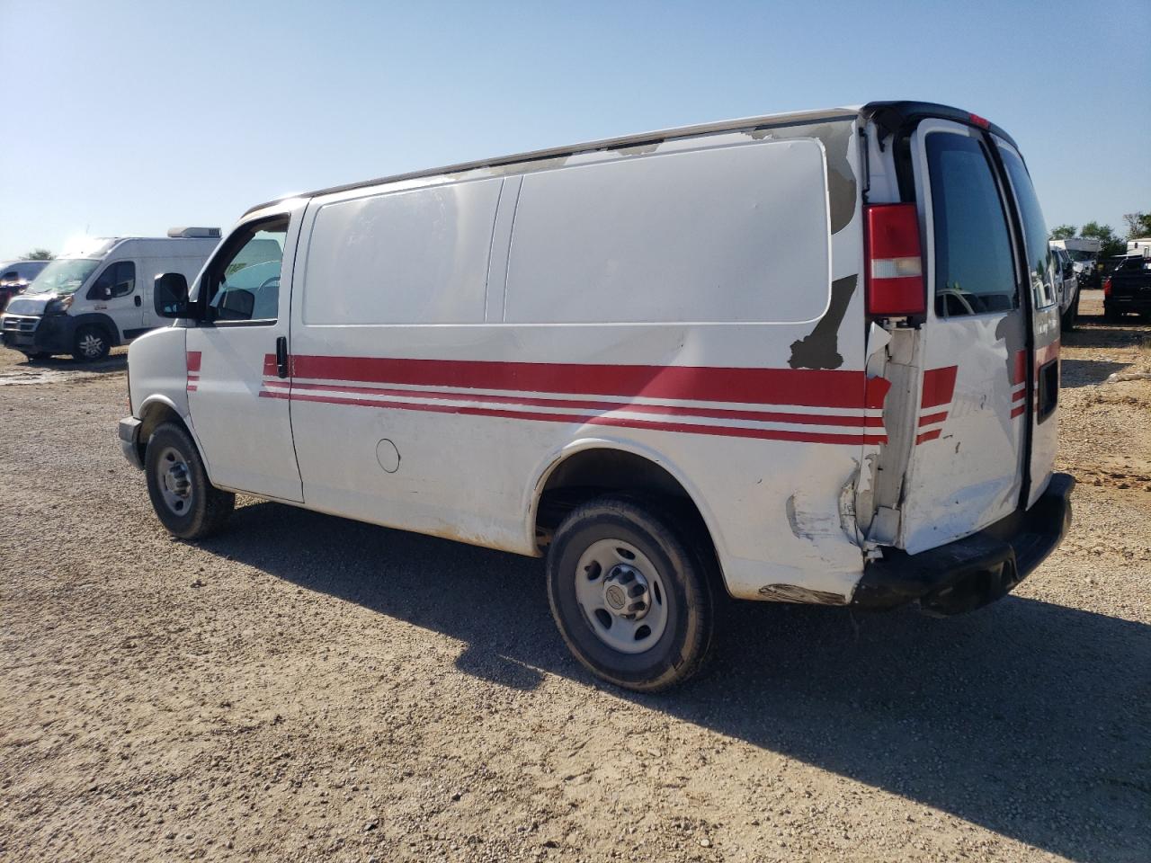 1GCWGFCA1B1190031 2011 Chevrolet Express G2500