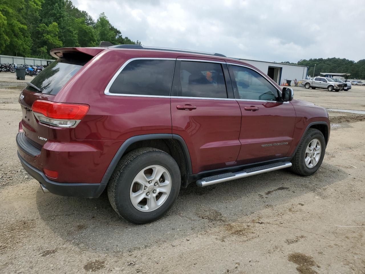 1C4RJEAGXHC952656 2017 Jeep Grand Cherokee Laredo