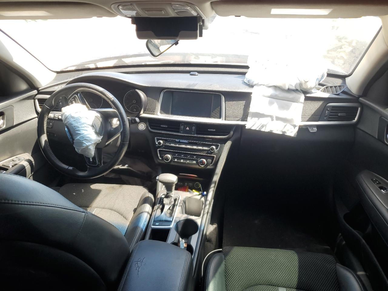 5XXGT4L31LG408366 2020 Kia Optima Lx