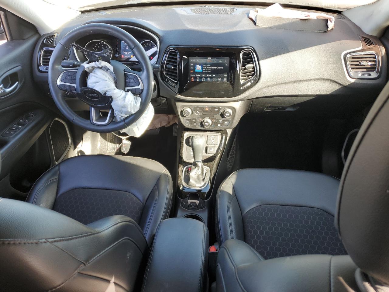 3C4NJDBB7KT740546 2019 Jeep Compass Latitude