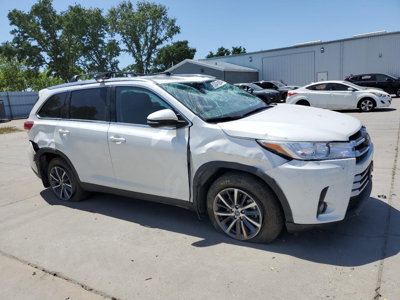 2019 Toyota Highlander Se vin: 5TDJZRFH3KS624841