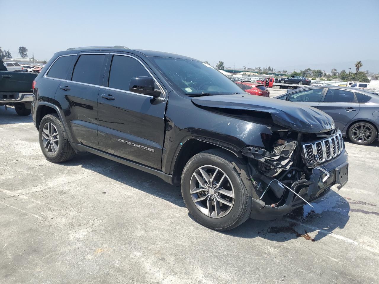 2018 Jeep Grand Cherokee Laredo vin: 1C4RJEAG4JC513538