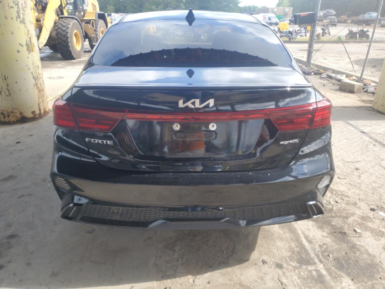 3KPF54AD8NE497558 2022 Kia Forte Gt Line