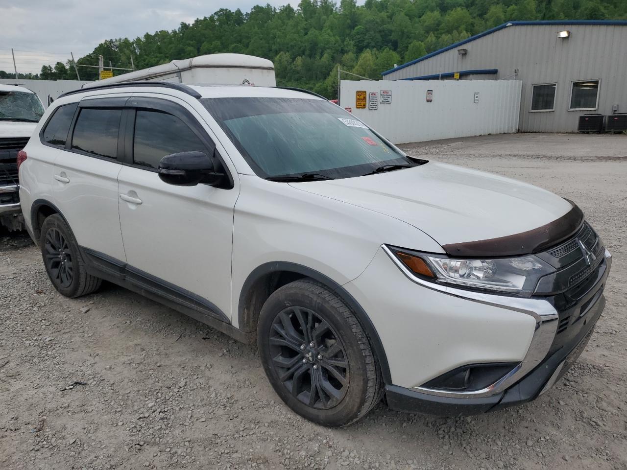 JA4AZ3A30KZ055237 2019 Mitsubishi Outlander Se