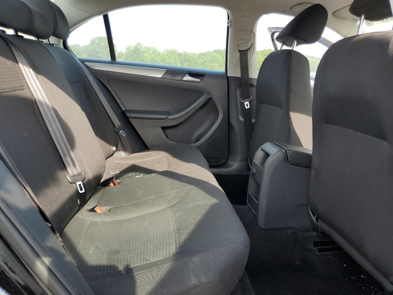 3VWD67AJ9GM340817 2016 Volkswagen Jetta Se