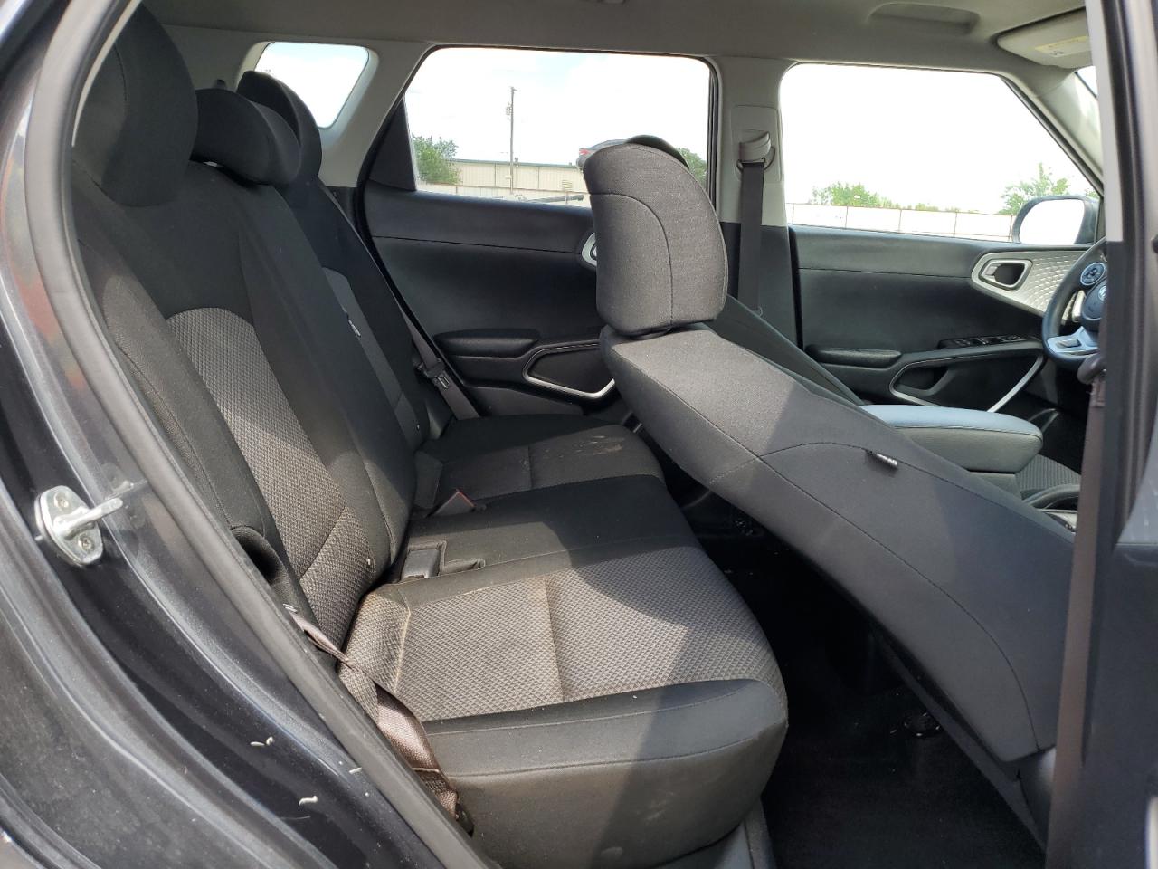 KNDJ23AU9L7721480 2020 Kia Soul Lx