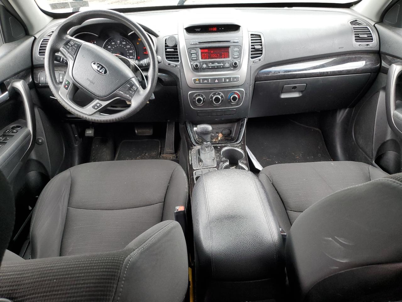 5XYKT3A65FG568980 2015 Kia Sorento Lx