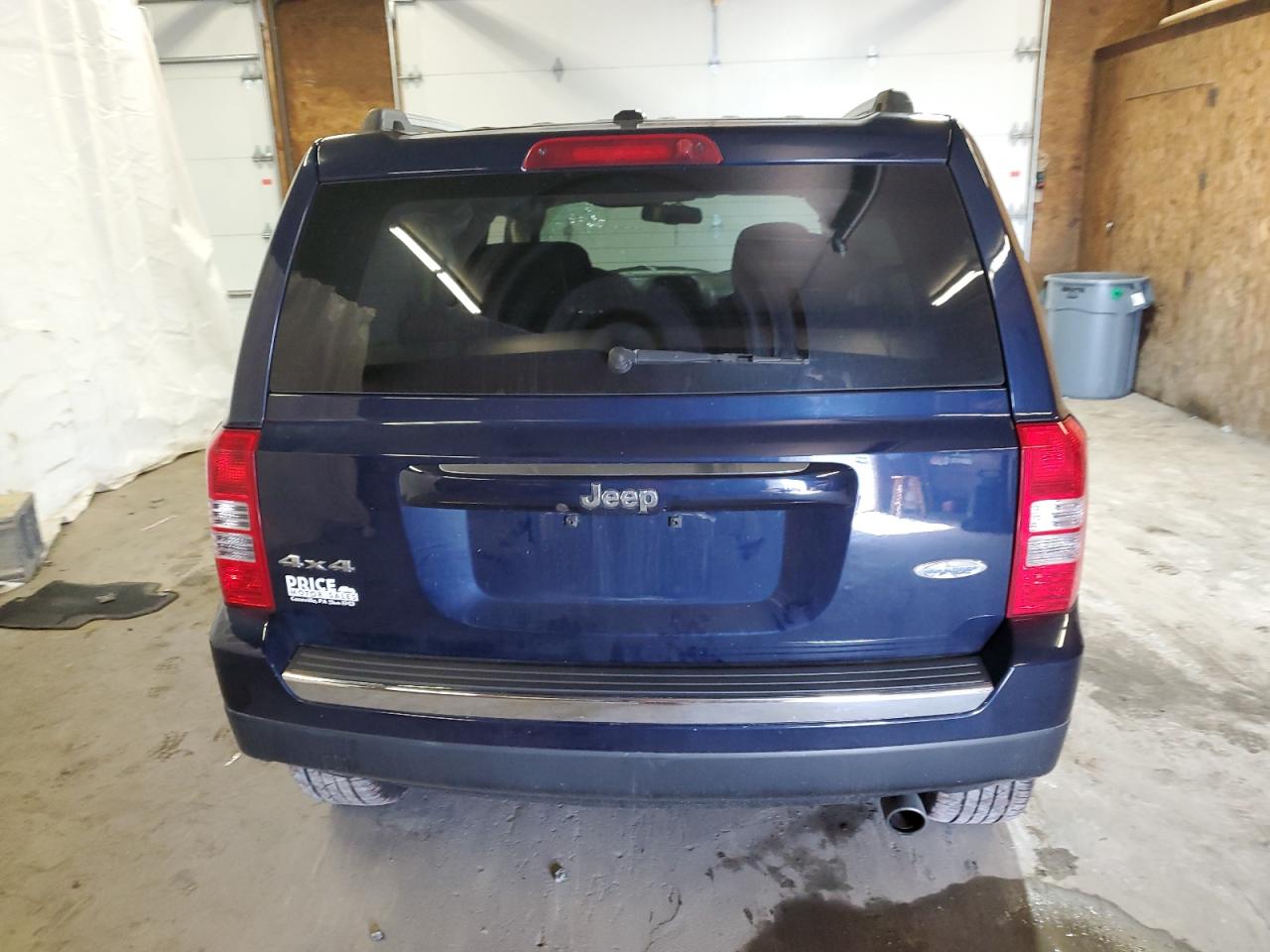 1C4NJRFB8GD544572 2016 Jeep Patriot Latitude