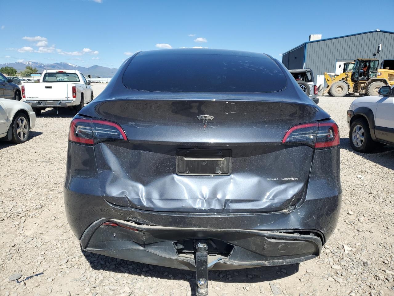 7SAYGDEEXPF854986 2023 Tesla Model Y