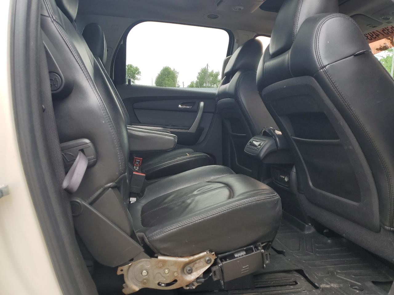 1GKKVRED9BJ252146 2011 GMC Acadia Slt-1