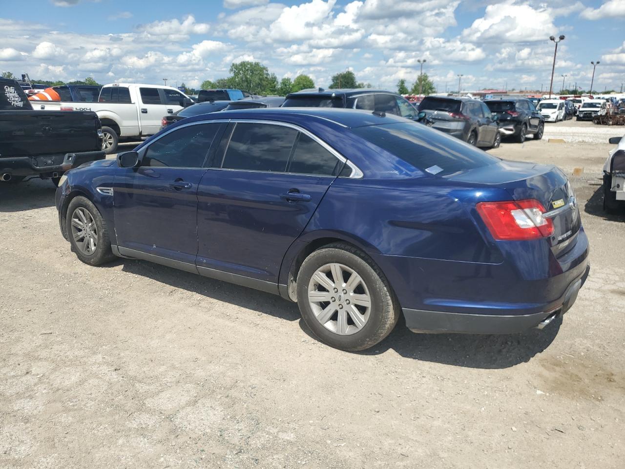 1FAHP2DW9BG117892 2011 Ford Taurus Se