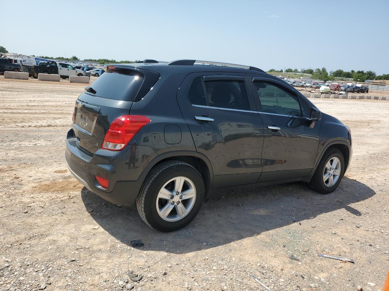 3GNCJLSB2JL361736 2018 Chevrolet Trax 1Lt