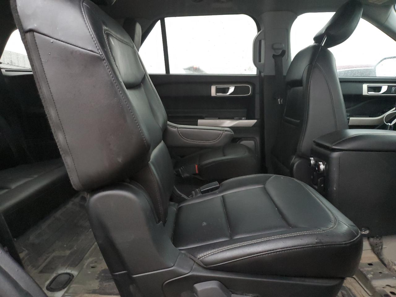 1FMSK7DHXNGB15789 2022 Ford Explorer Xlt