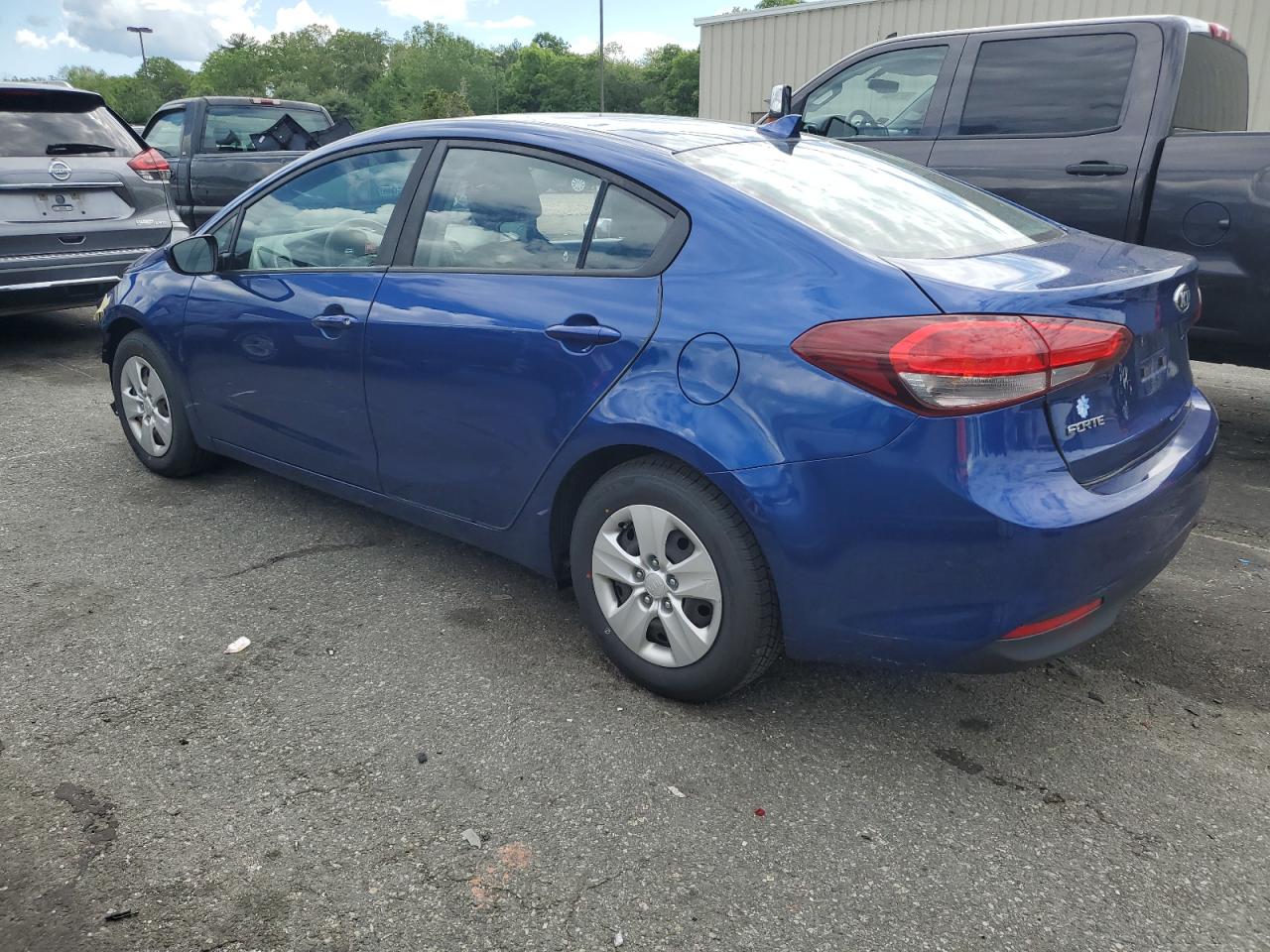 2018 Kia Forte Lx vin: 3KPFK4A71JE273111