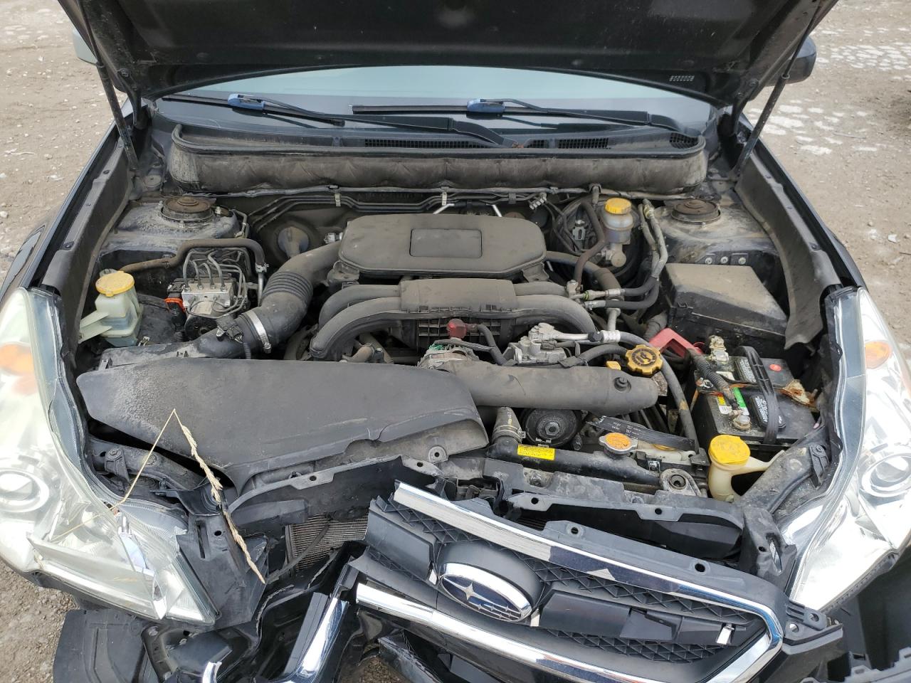 4S3BMBF62A3235679 2010 Subaru Legacy 2.5I Premium