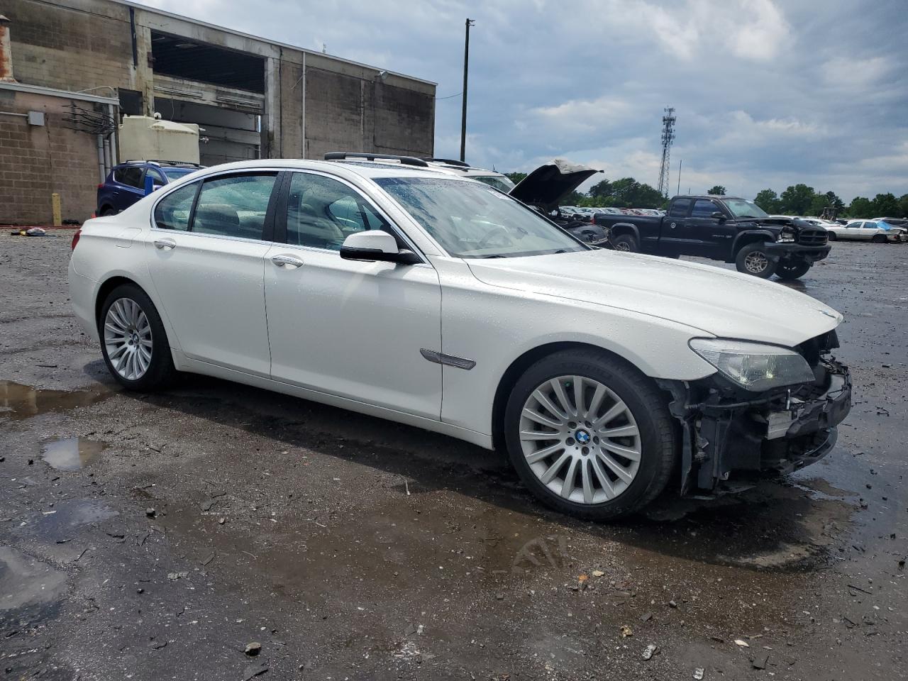 WBAYB6C53DD223524 2013 BMW 750 Xi