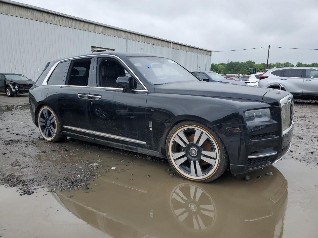 SLA689X5XKU113983 2019 Rolls-Royce Cullinan