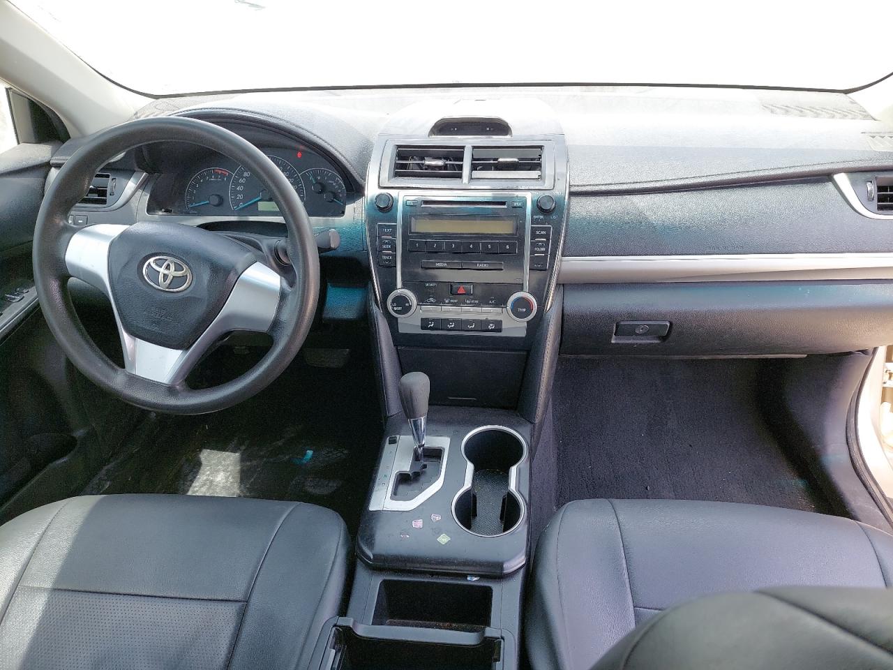 6T1BF9FK6DX432870 Auction: COPART UAE Lot: 53921774 Location: DUBAI INDUSTRIAL CITY - DUBAI 6T1BF9FK6DX432870 TOYOTA CAMRY 2013 BEIGE Photo 13