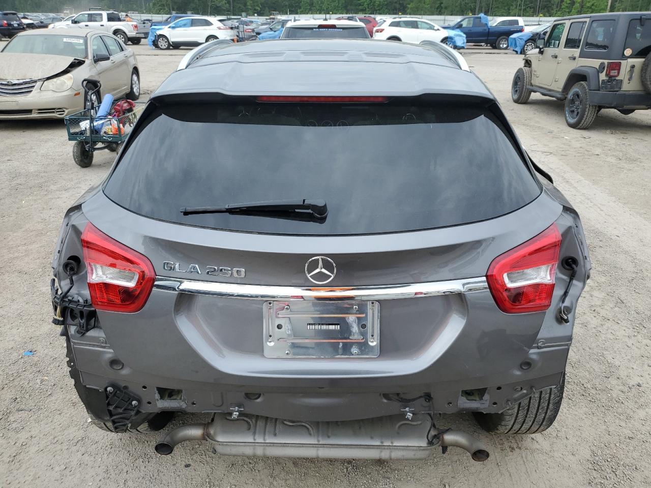 WDCTG4EB4JJ510271 2018 Mercedes-Benz Gla 250