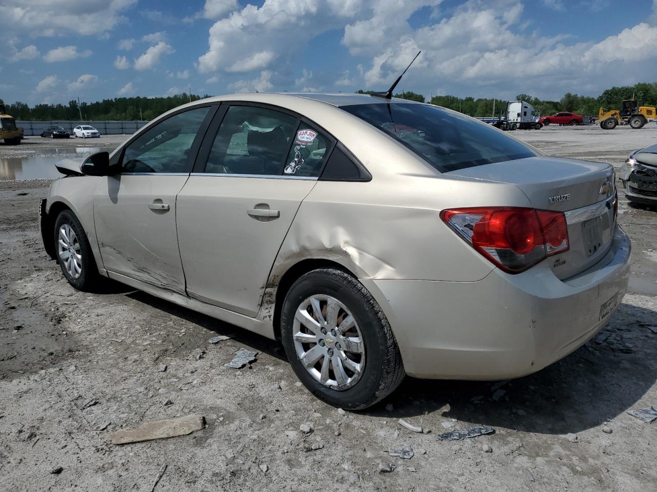 1G1PF5S99B7125877 2011 Chevrolet Cruze Lt