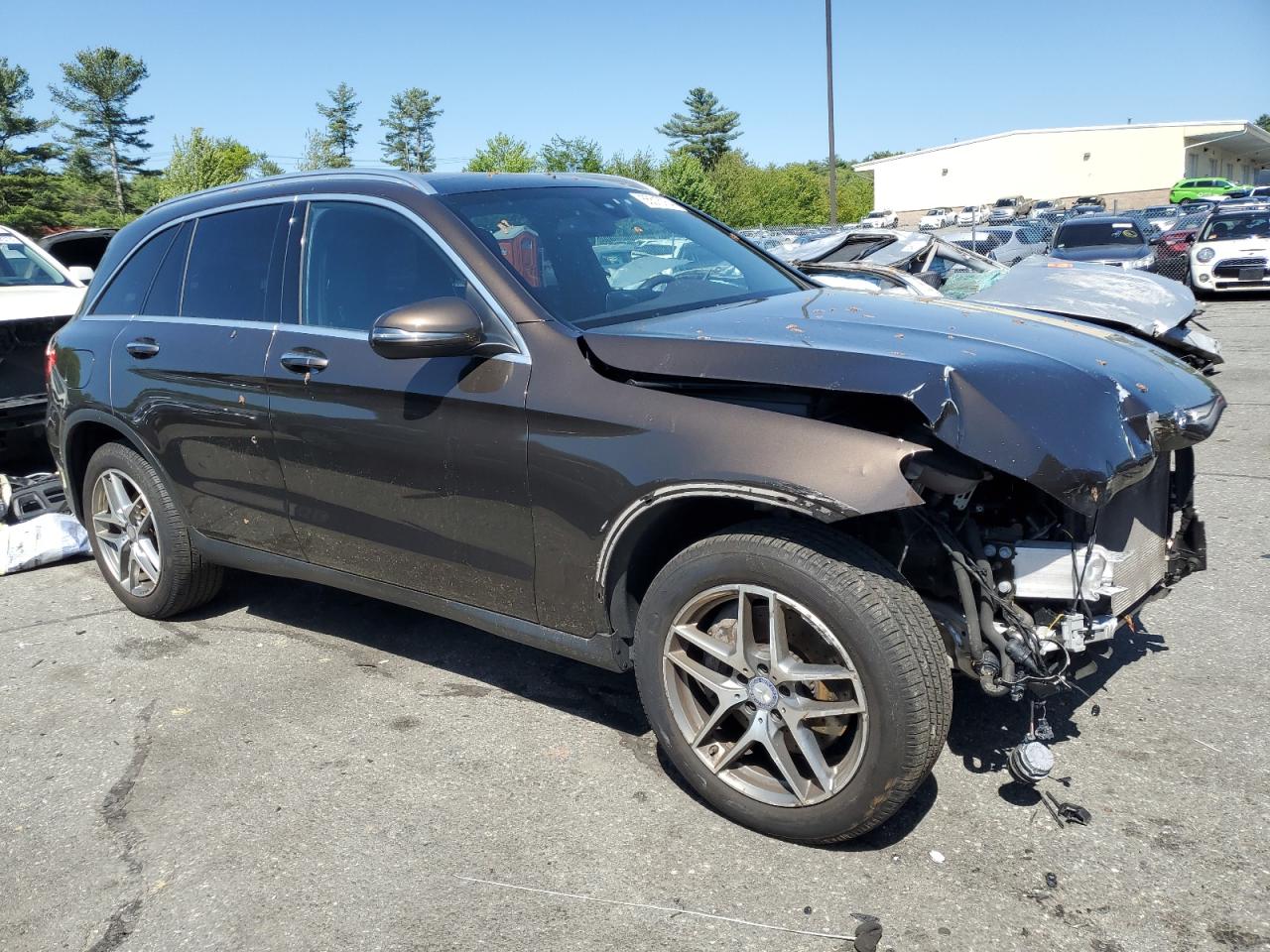 WDC0G4KB5HF189698 2017 Mercedes-Benz Glc 300 4Matic