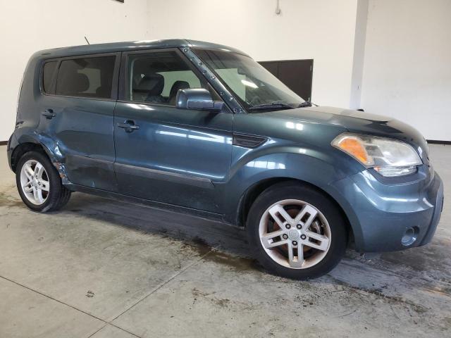 2011 Kia Soul + VIN: KNDJT2A2XB7195414 Lot: 51100414