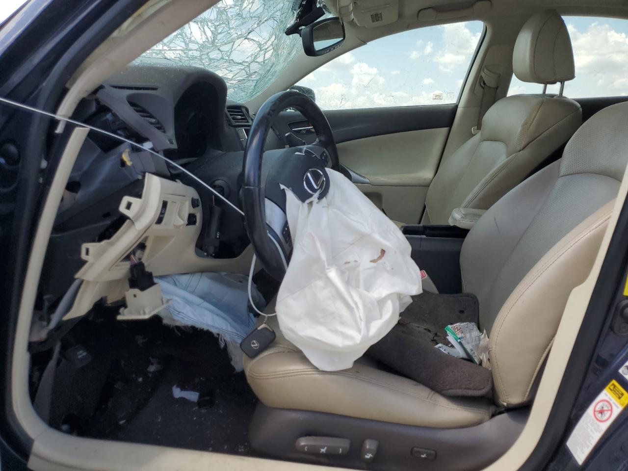 JTHCF5C22B5048495 2011 Lexus Is 250