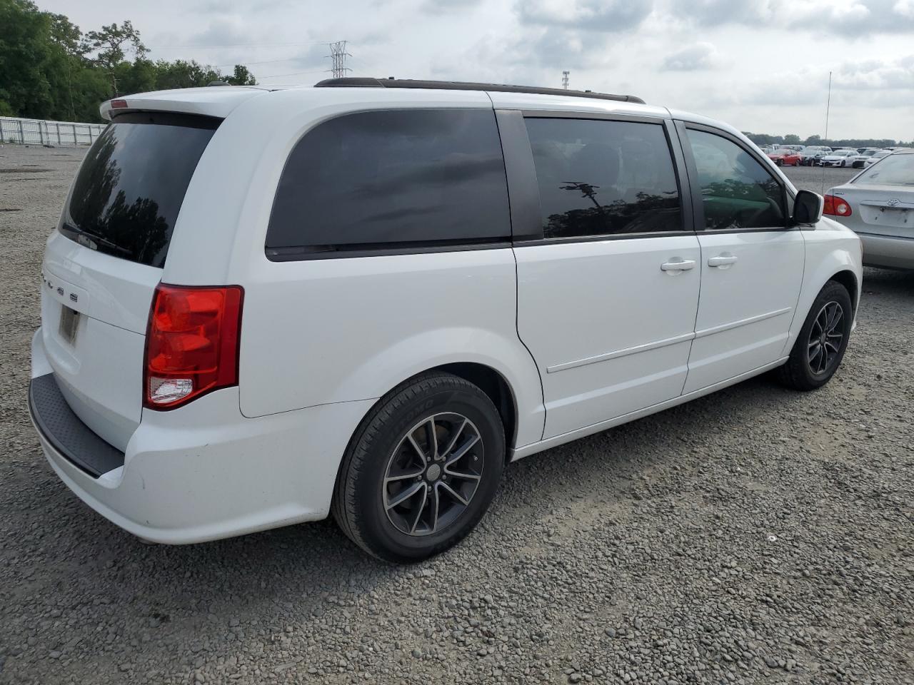 2C4RDGBG5HR834510 2017 Dodge Grand Caravan Se