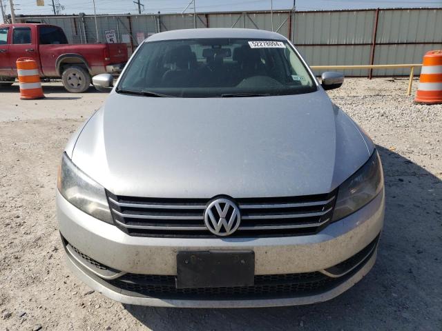 2015 Volkswagen Passat S VIN: 1VWAT7A38FC044930 Lot: 52278094