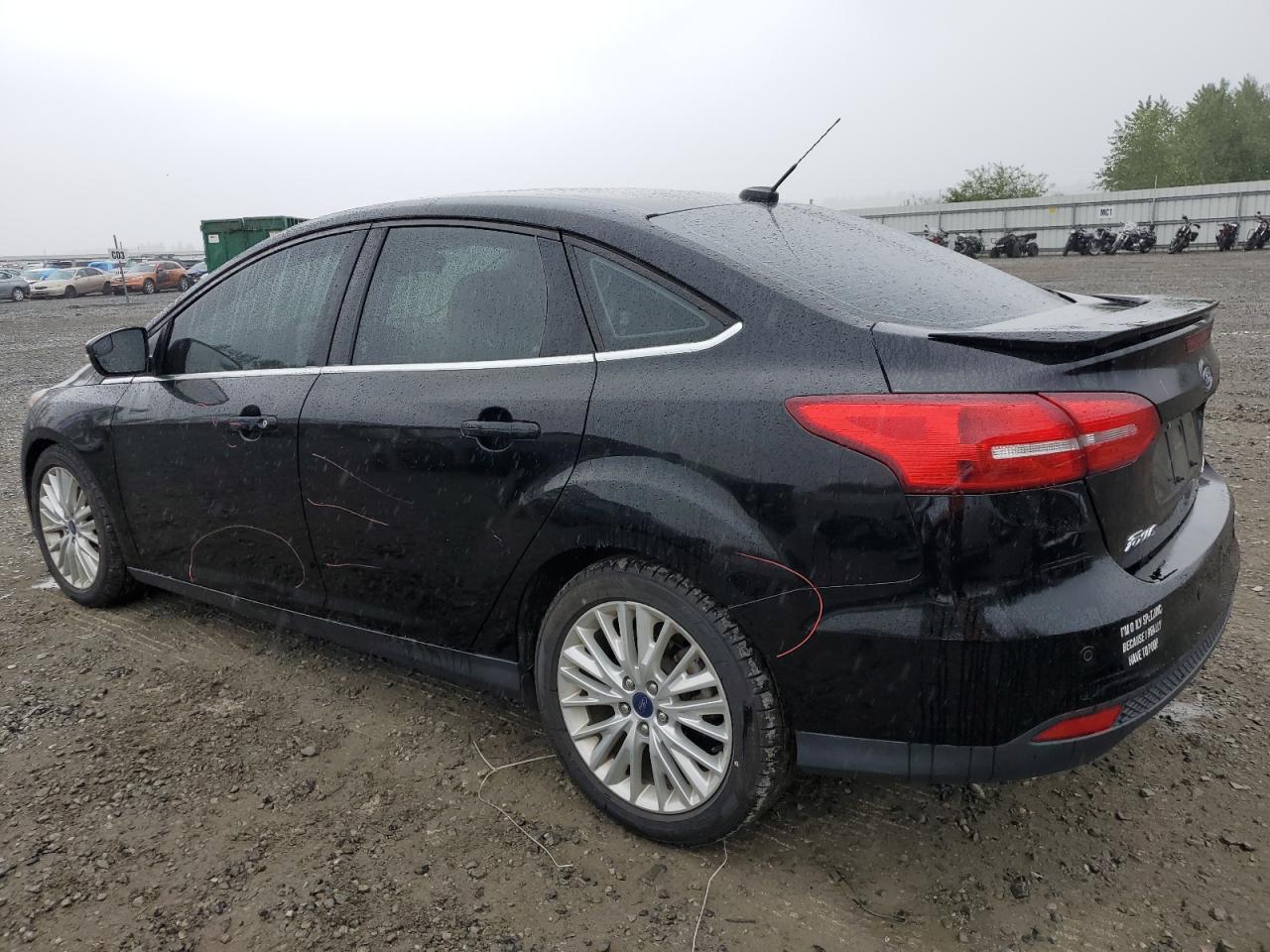 1FADP3J2XHL272327 2017 Ford Focus Titanium