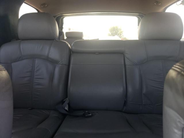 2001 Chevrolet Tahoe - Image 10