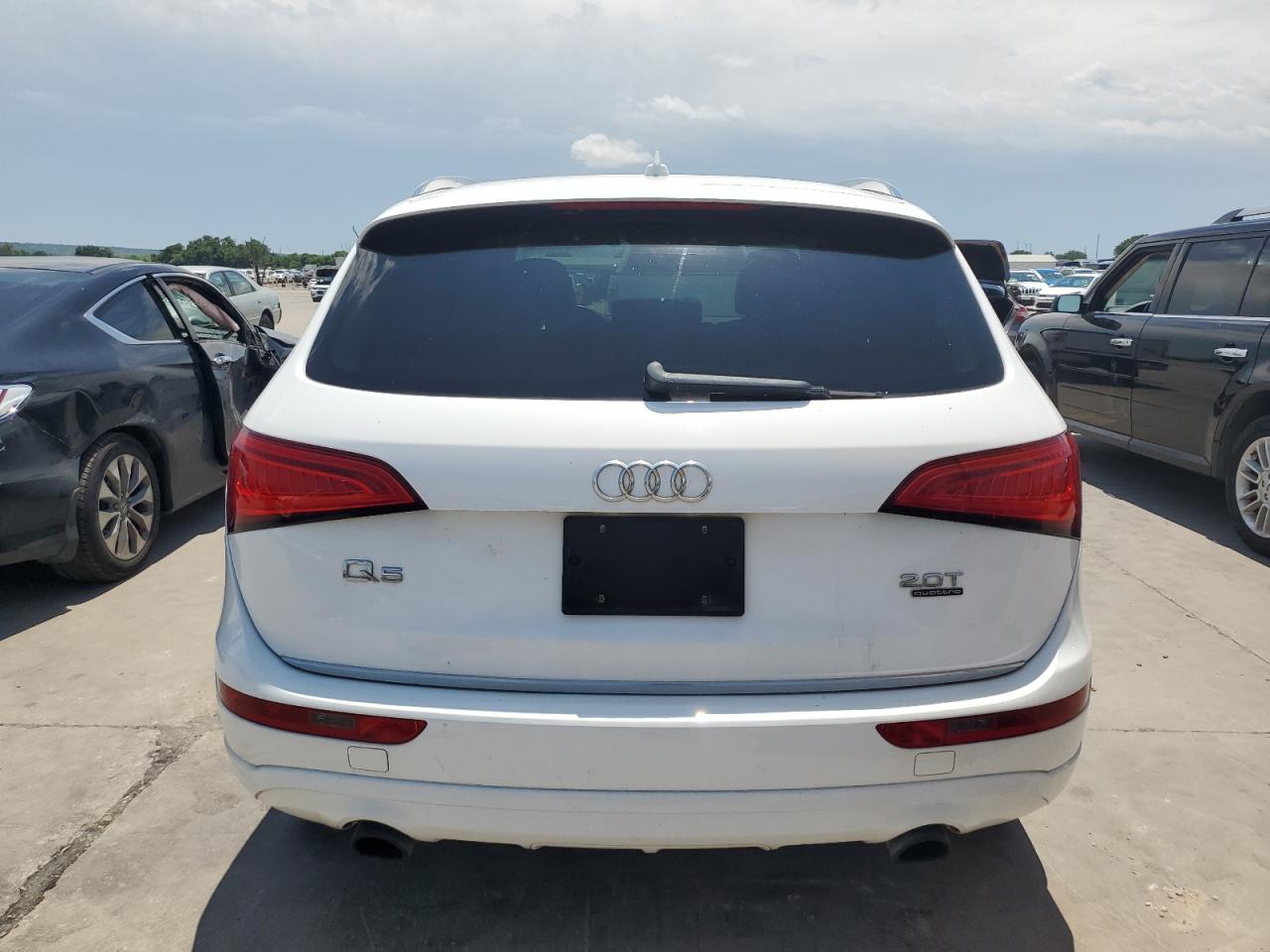 2016 Audi Q5 Premium vin: WA1C2AFPXGA019364